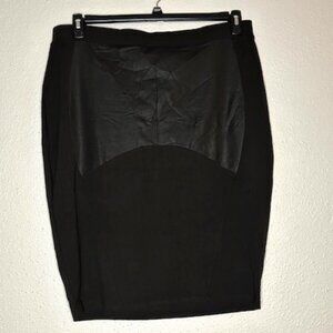 Universal Standard Danube Jersey Skirt with Leather-like panel Size M (18-20 US)